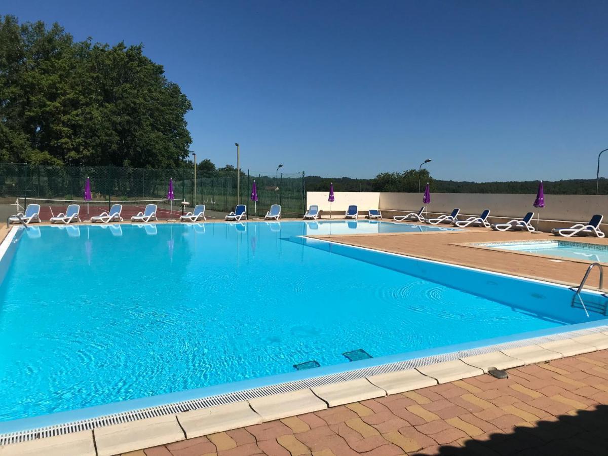Camping Paradis De Maillac Sainte-Nathalène Exteriér fotografie